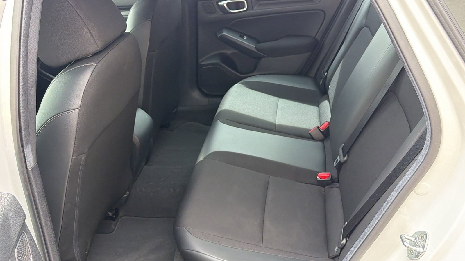2024 Honda Civic Hatchback Sport - Photo 12