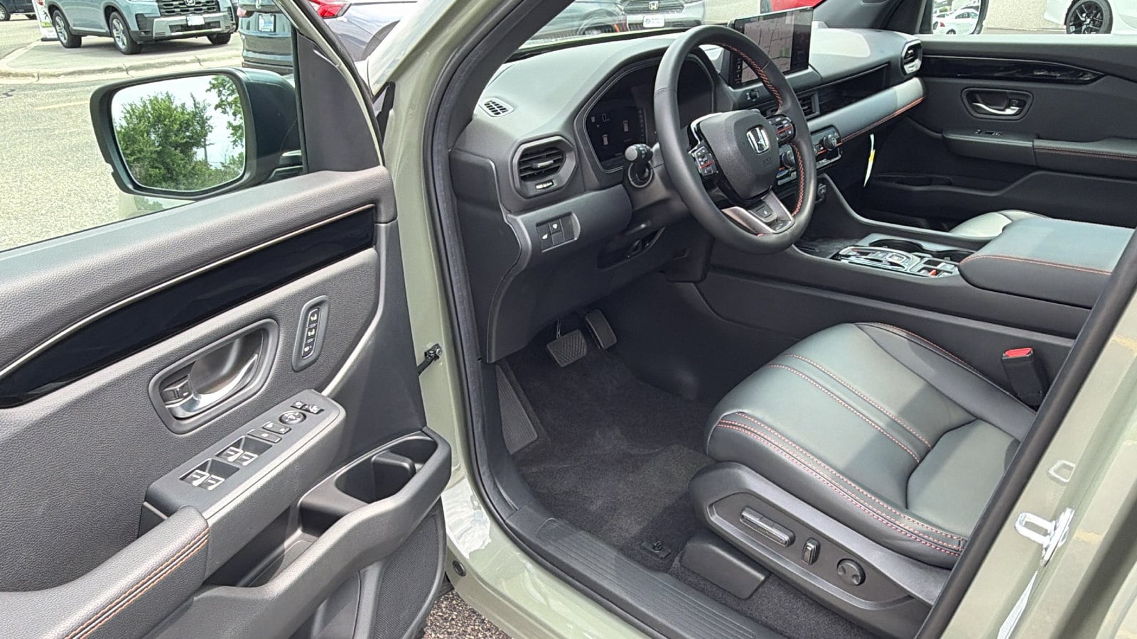 2026 Honda Pilot TrailSport - Photo 12