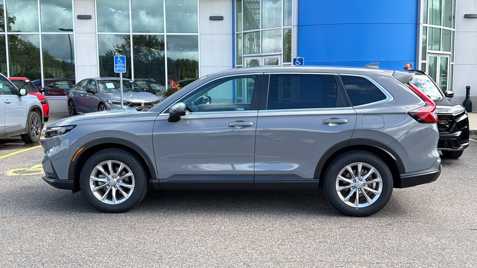 2024 Honda CR-V EX-L - Photo 10