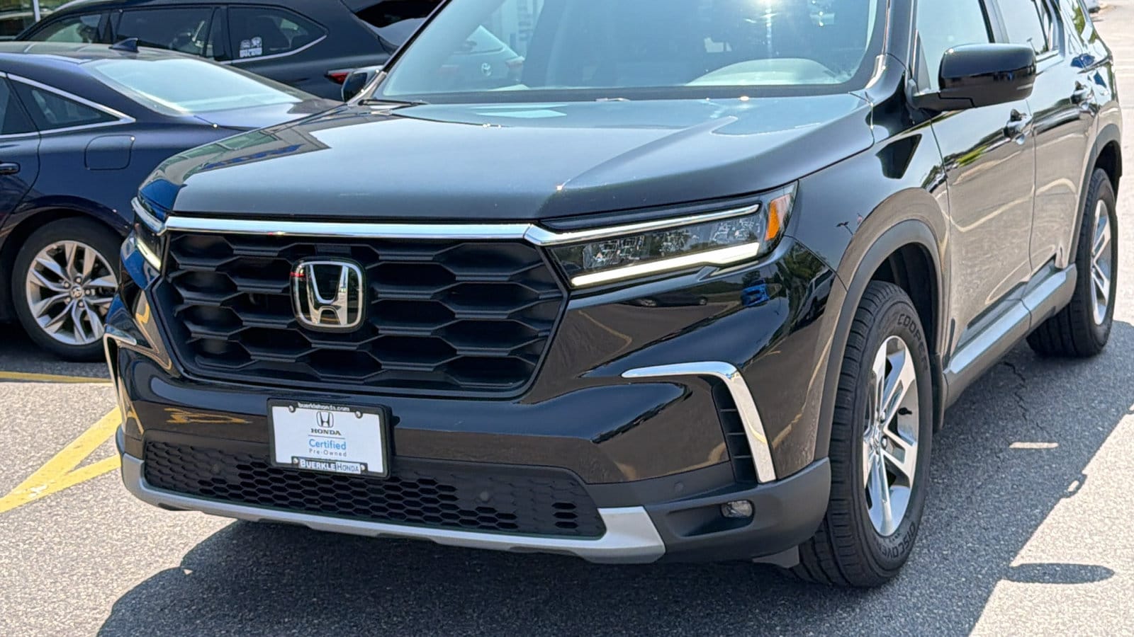 2023 Honda Pilot EX-L - Photo 2