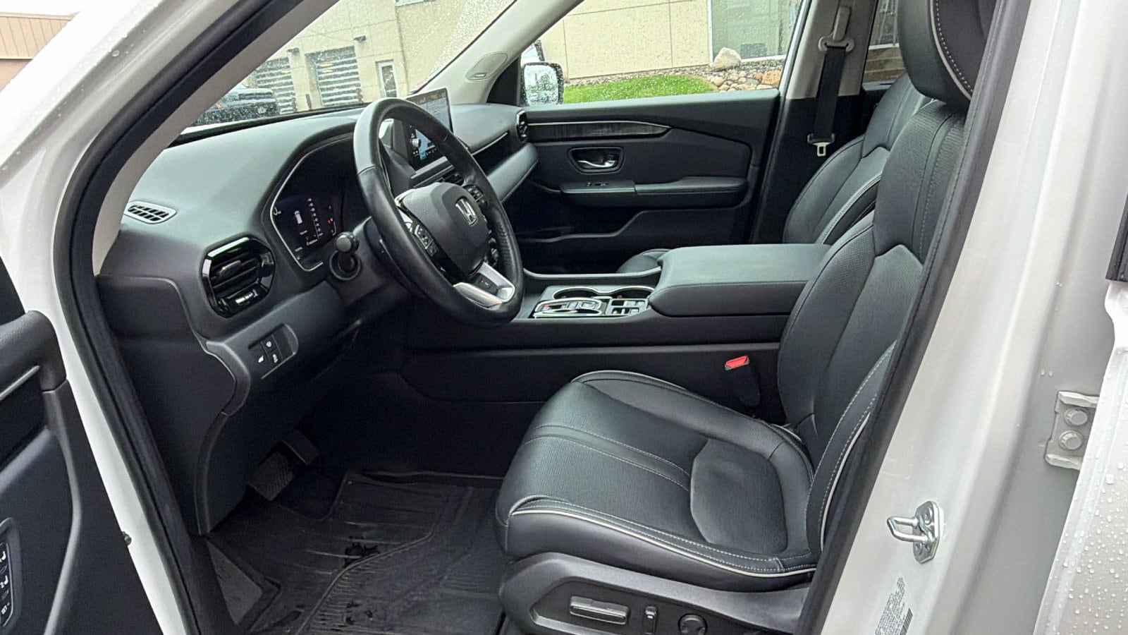 2023 Honda Pilot Elite - Photo 10