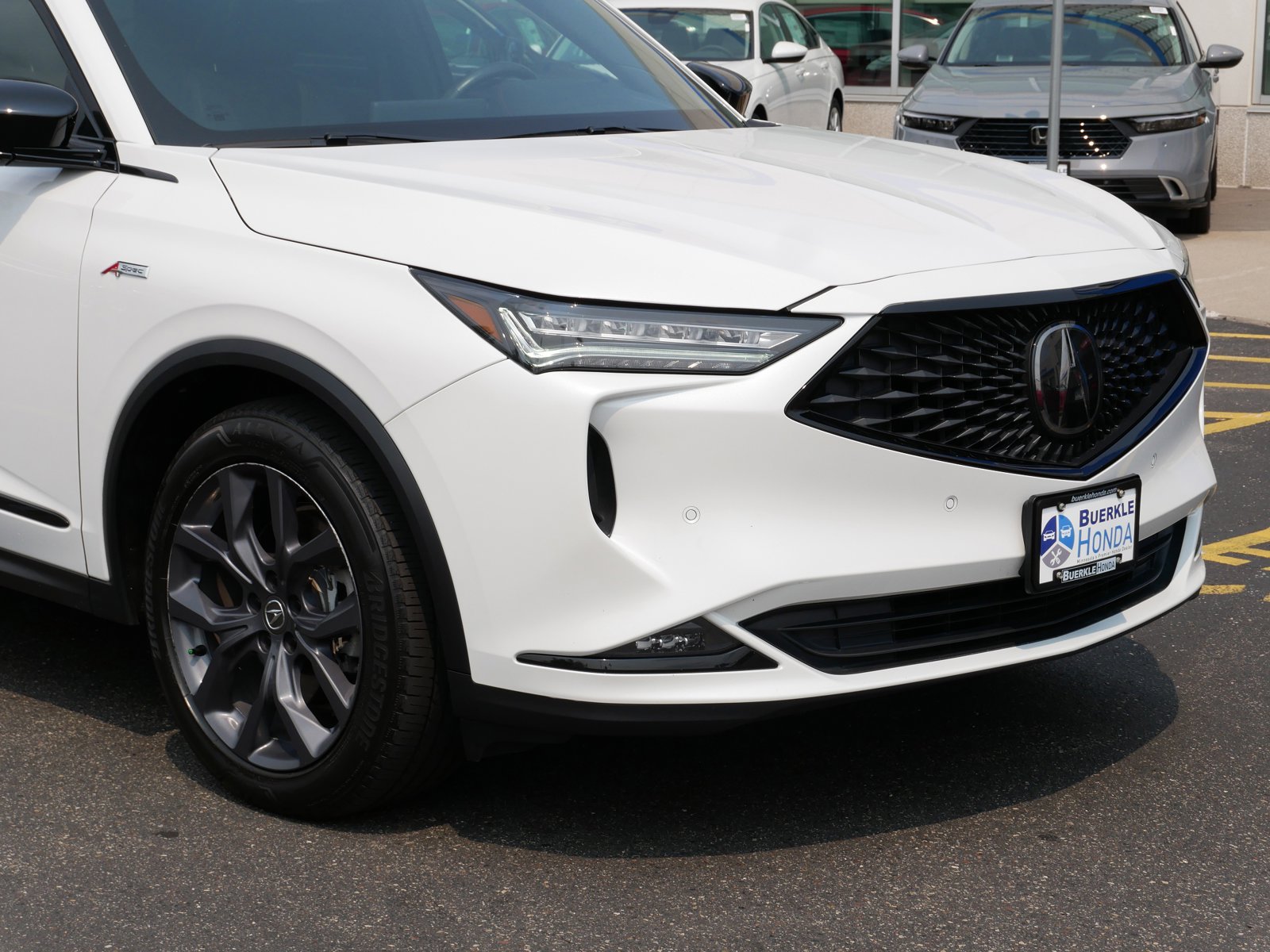Used 2023 Acura MDX A-Spec Package with VIN 5J8YE1H0XPL005165 for sale in Saint Paul, Minnesota