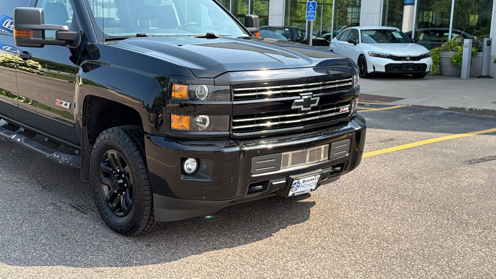 Used 2018 Chevrolet Silverado 2500HD LT with VIN 1GC1KVEGXJF155736 for sale in Saint Paul, Minnesota
