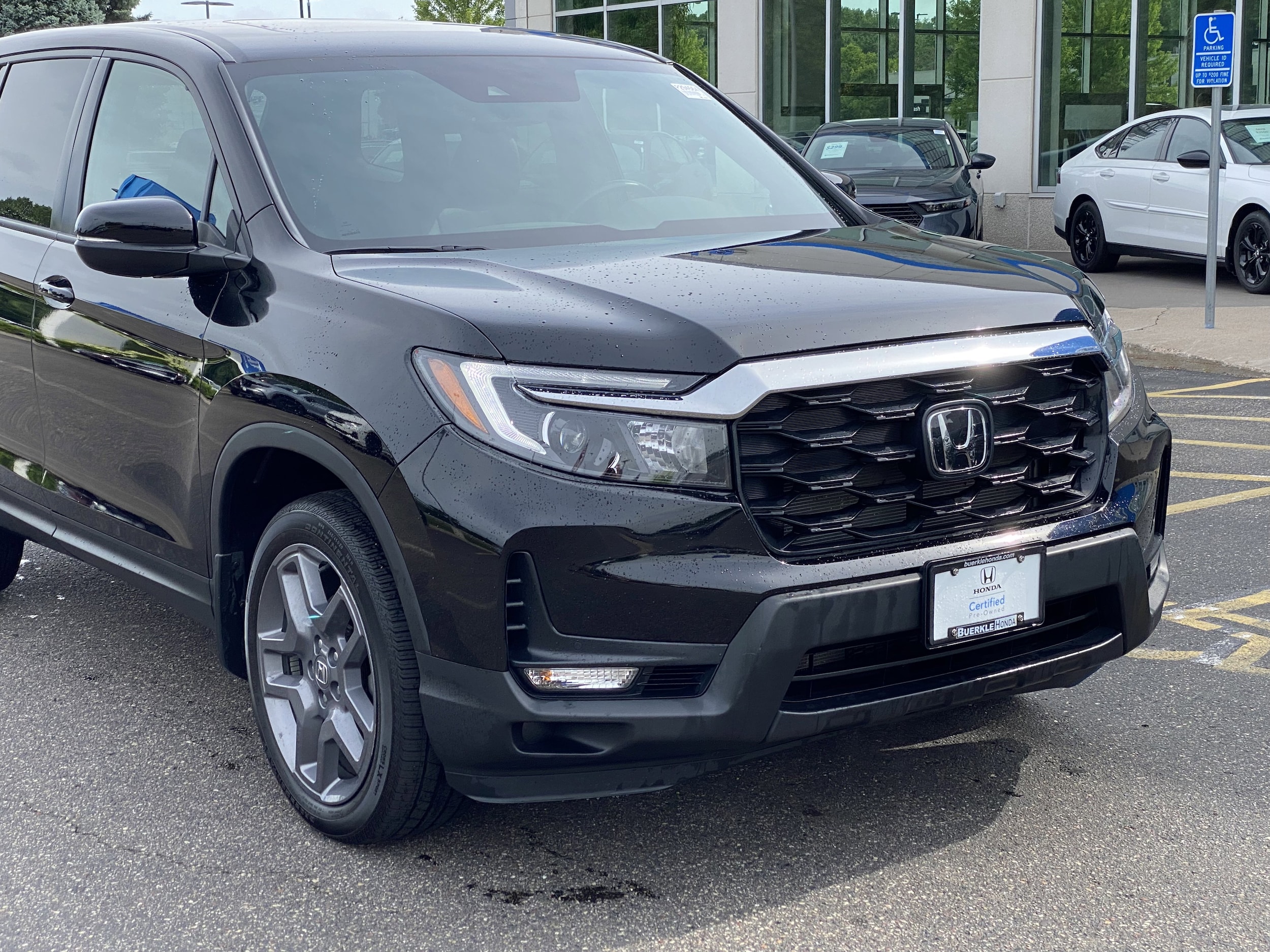 Certified 2022 Honda Passport EX-L with VIN 5FNYF8H58NB032624 for sale in Saint Paul, Minnesota