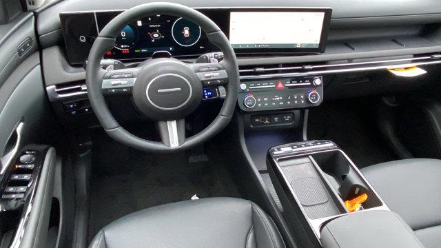 2025 Hyundai Tucson Limited - Photo 15