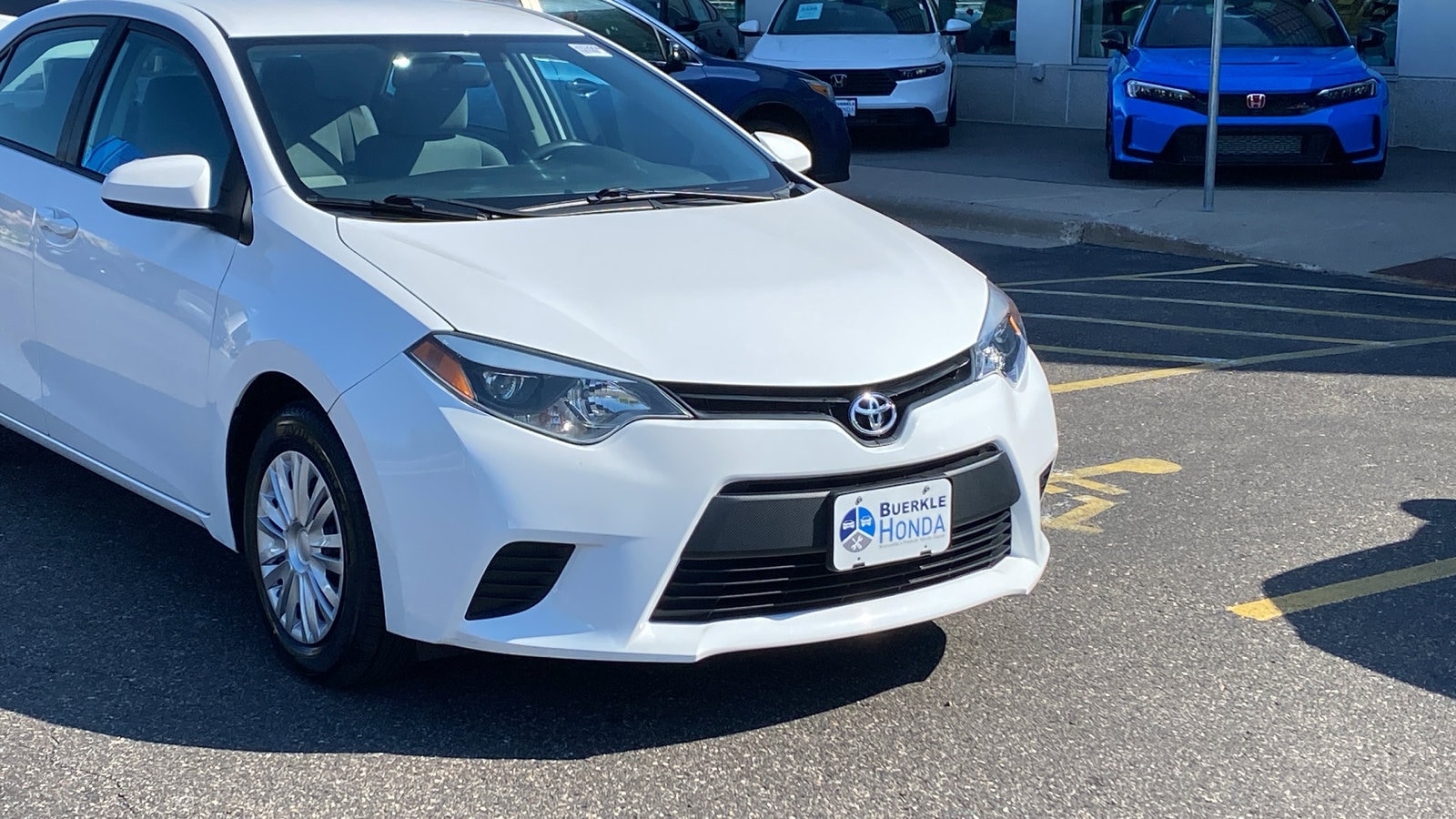 Used 2014 Toyota Corolla LE Premium with VIN 2T1BURHEXEC144282 for sale in Saint Paul, Minnesota