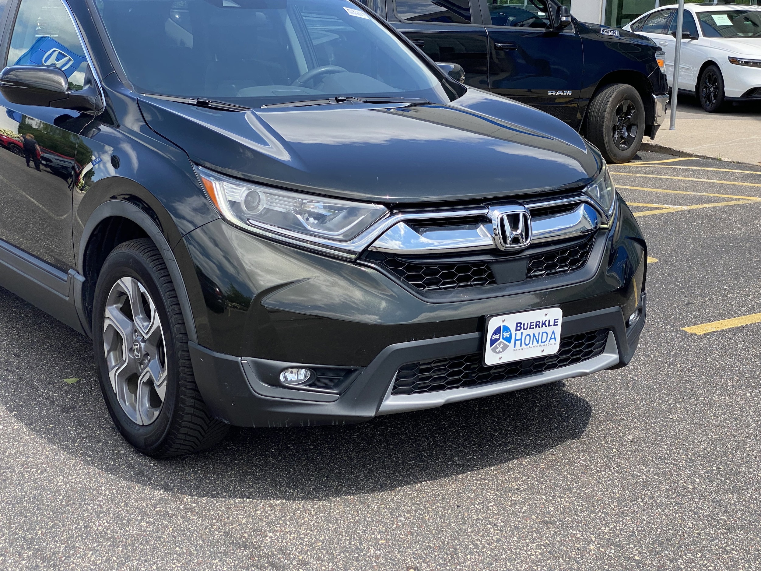 Used 2017 Honda CR-V EX with VIN 5J6RW2H59HL014839 for sale in Saint Paul, Minnesota