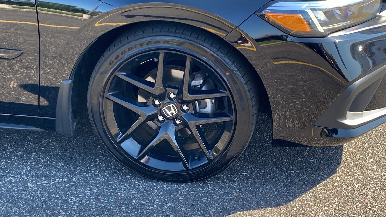 2023 Honda Civic Sport Hatchback photo 4