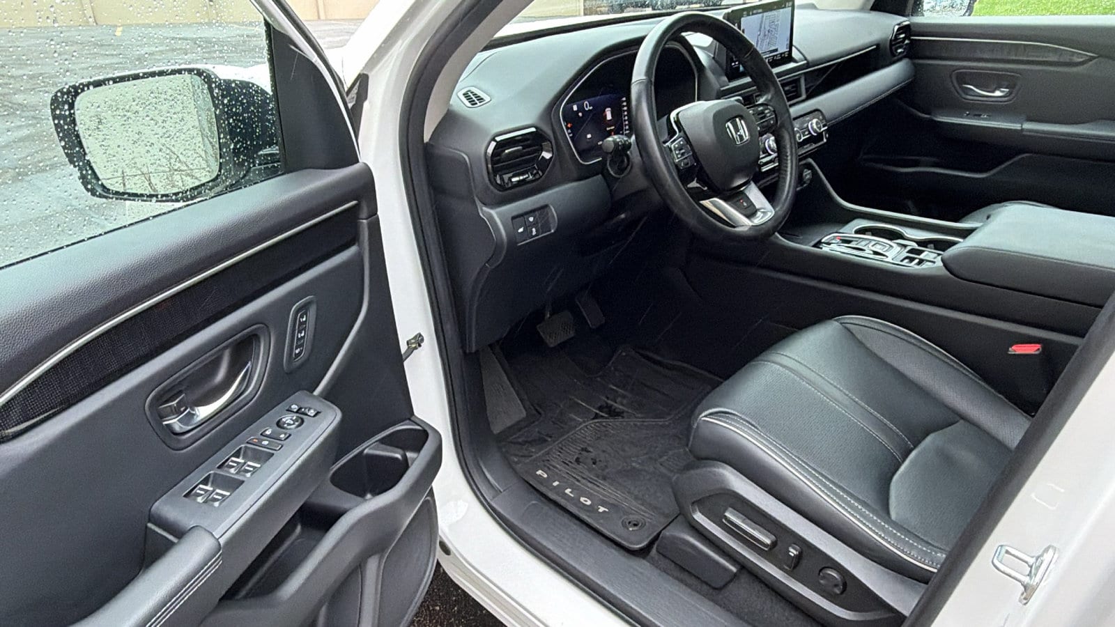 2023 Honda Pilot Elite - Photo 9