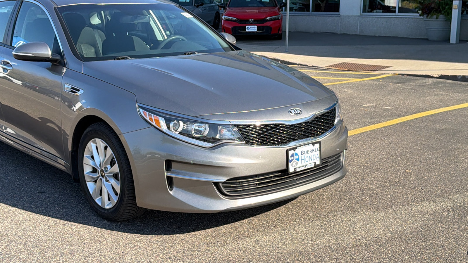 Used 2018 Kia Optima LX with VIN 5XXGT4L36JG260647 for sale in Saint Paul, Minnesota
