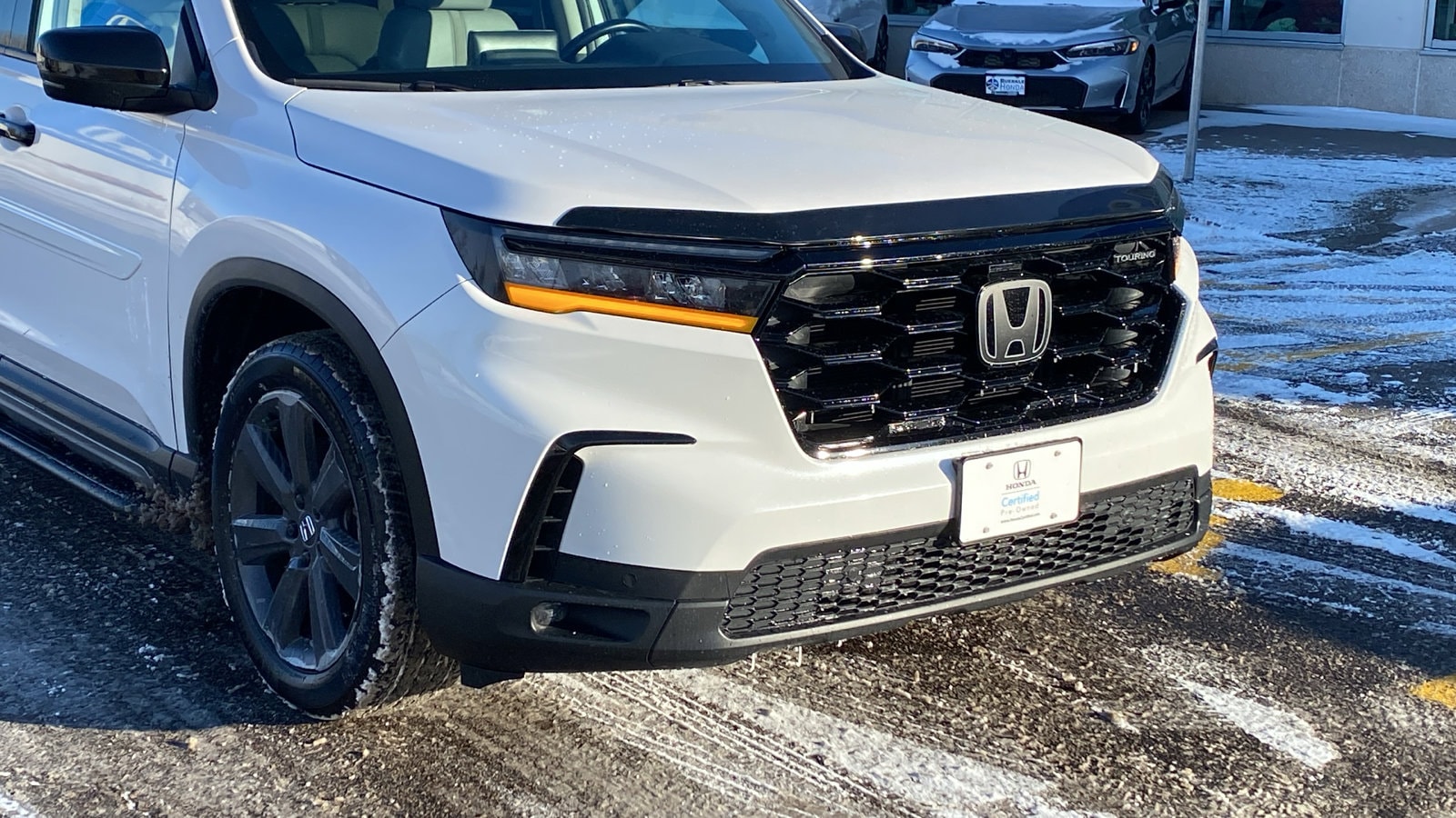 Certified 2023 Honda Pilot Touring with VIN 5FNYG1H71PB014328 for sale in Saint Paul, Minnesota