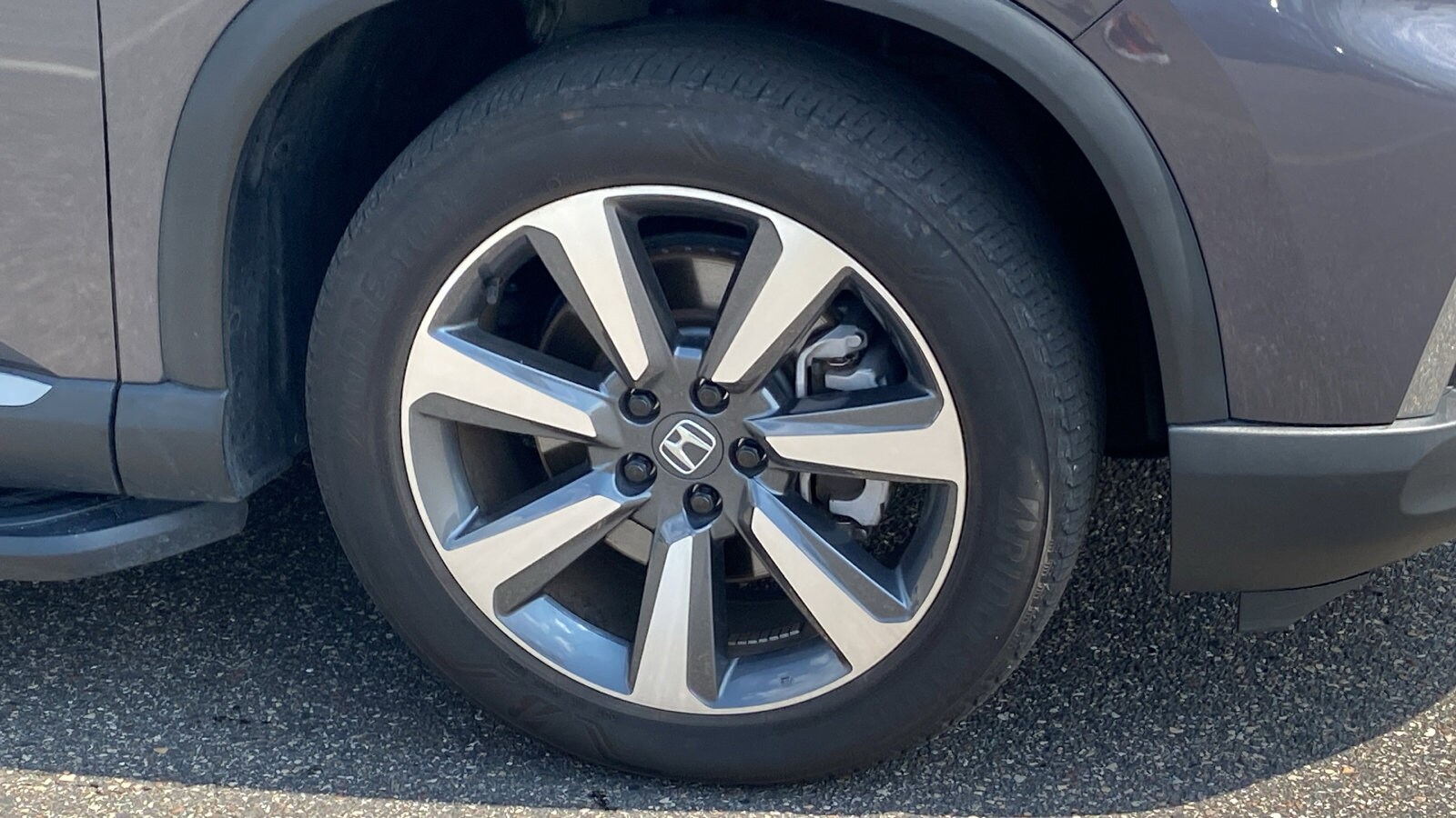 2025 Honda Pilot Elite photo 3