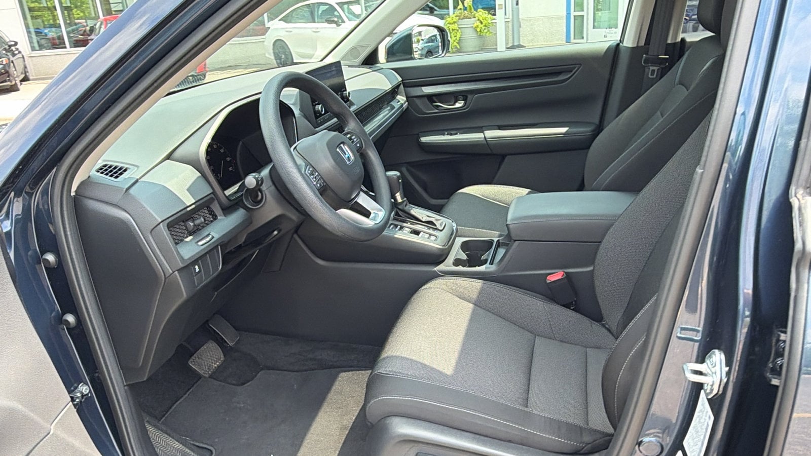 2025 Honda CR-V EX - Photo 13