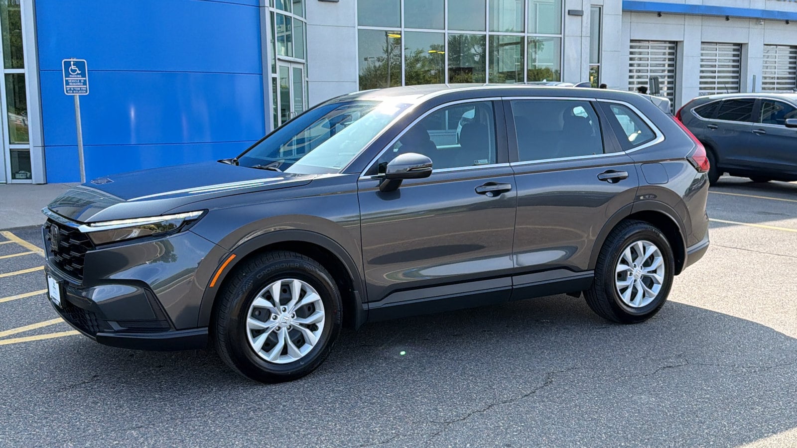2024 Honda CR-V LX - Photo 11