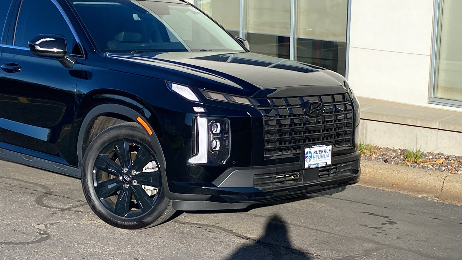Certified 2025 Hyundai Palisade XRT with VIN KM8R3DGEXSU837160 for sale in Saint Paul, Minnesota