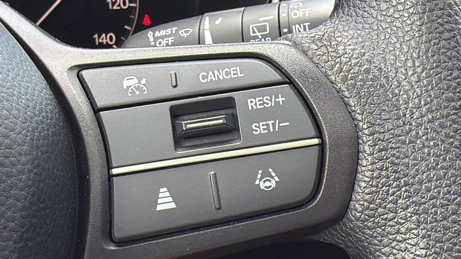 2025 Honda CR-V EX - Photo 25