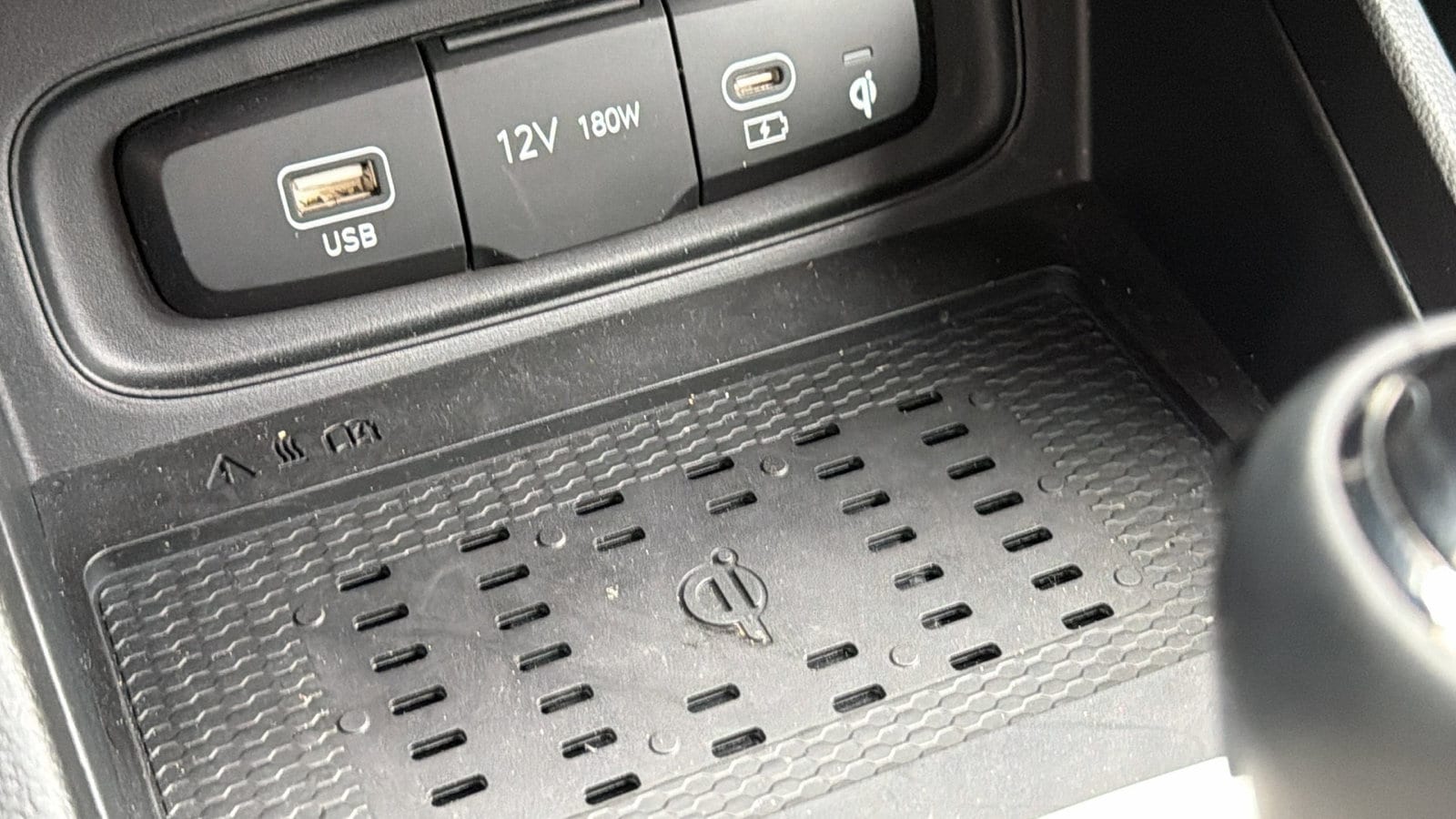 2026 Hyundai Venue SEL - Photo 18