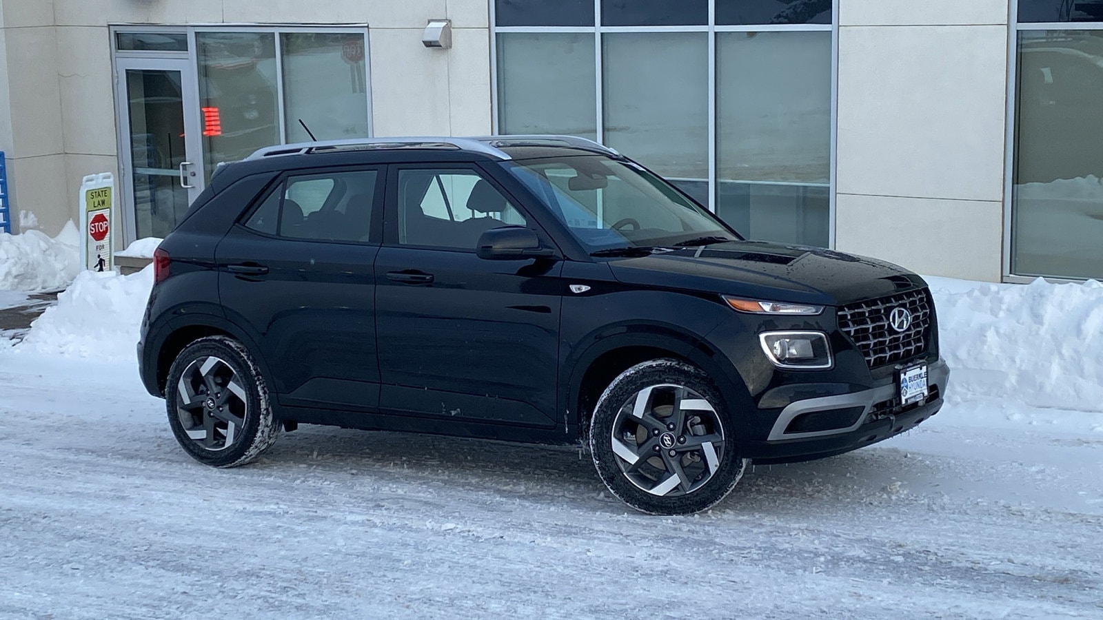 2025 Hyundai Venue SEL's photo