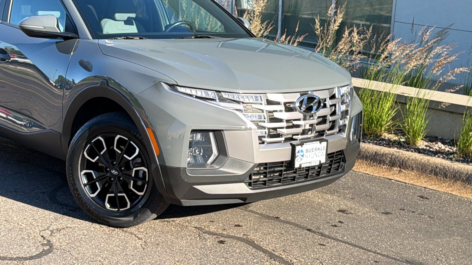 Certified 2022 Hyundai Santa Cruz SEL Premium with VIN 5NTJDDAF3NH002145 for sale in Saint Paul, Minnesota
