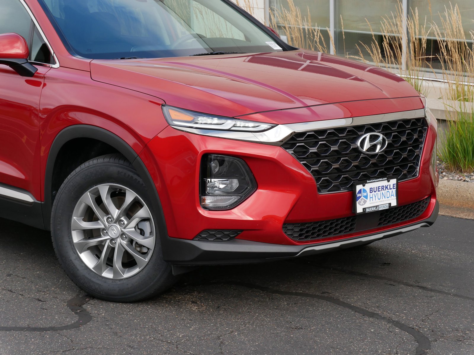 Certified 2019 Hyundai Santa Fe SE with VIN 5NMS2CAD1KH134699 for sale in Saint Paul, MN