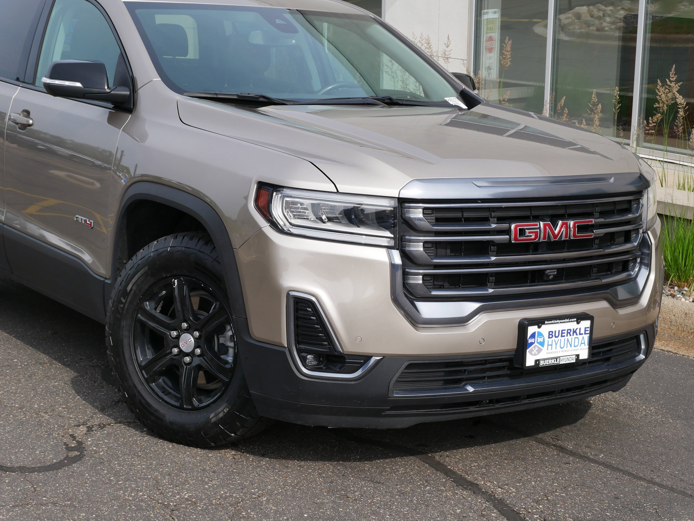 Used 2022 GMC Acadia AT4 with VIN 1GKKNLLS2NZ163975 for sale in Saint Paul, Minnesota