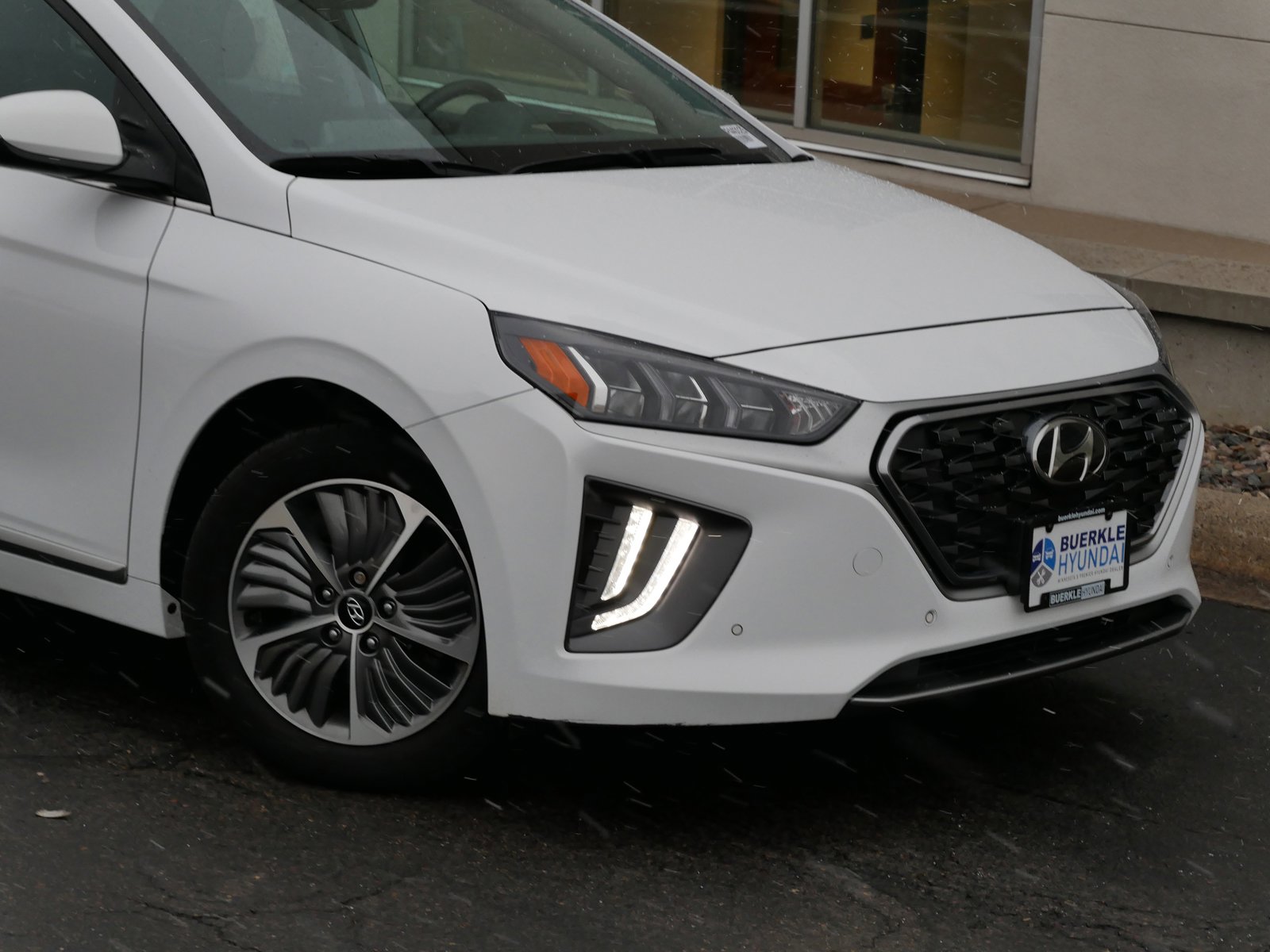 Certified 2021 Hyundai IONIQ Limited with VIN KMHCX5LD4MU248606 for sale in Saint Paul, Minnesota