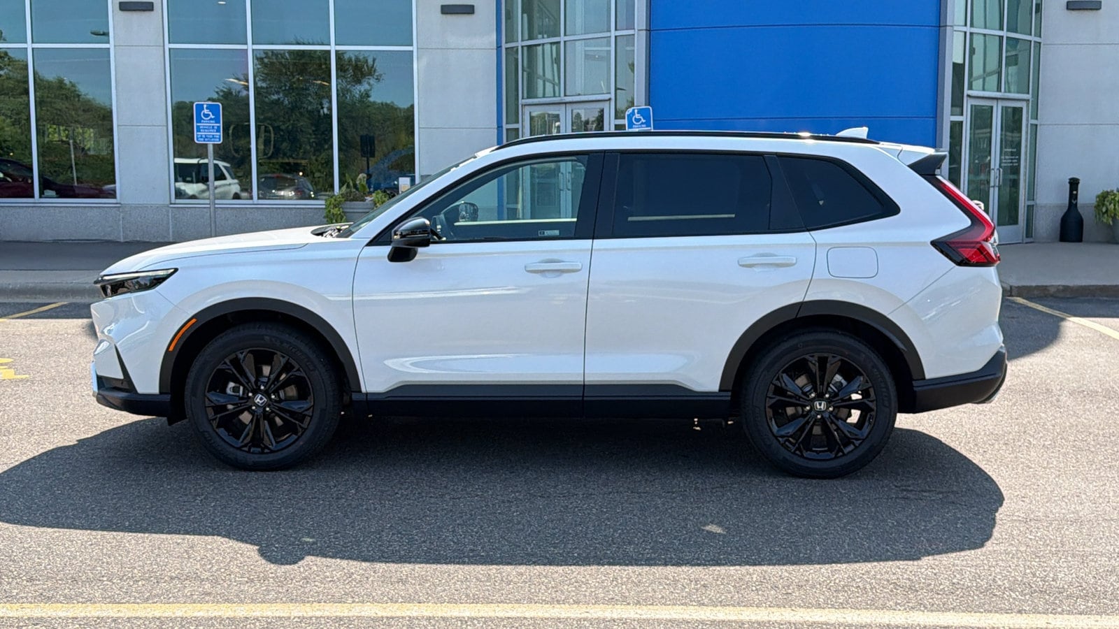 2026 Honda CR-V Sport Touring - Photo 10
