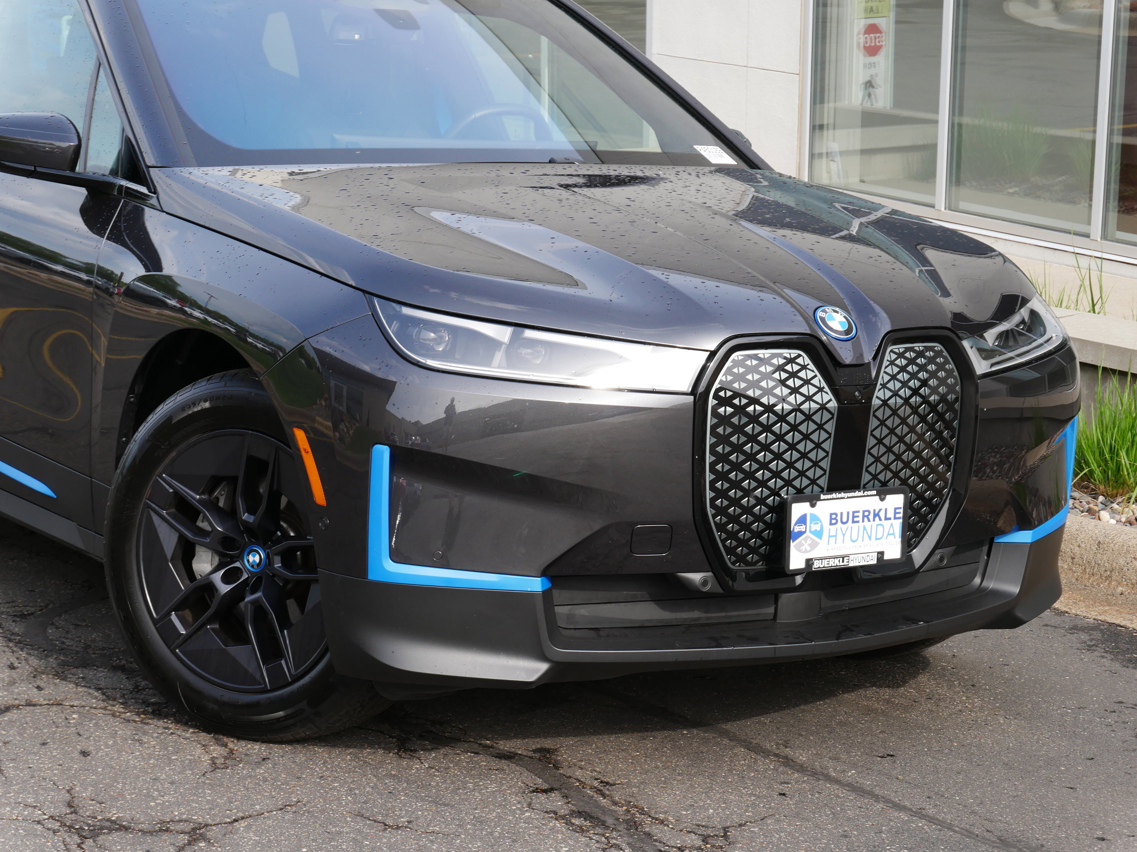 Used 2024 BMW iX Base with VIN WB523CF04RCS00217 for sale in Saint Paul, MN