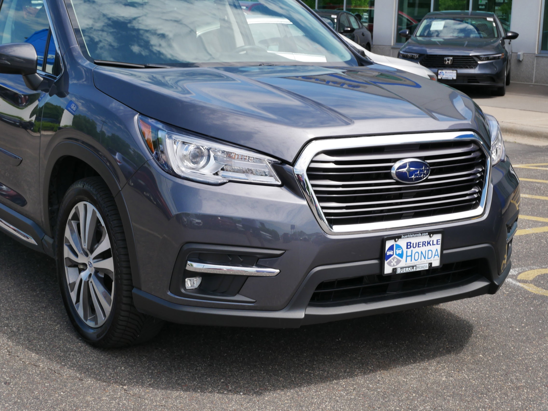 Used 2022 Subaru Ascent Limited with VIN 4S4WMAPD6N3400997 for sale in Saint Paul, Minnesota