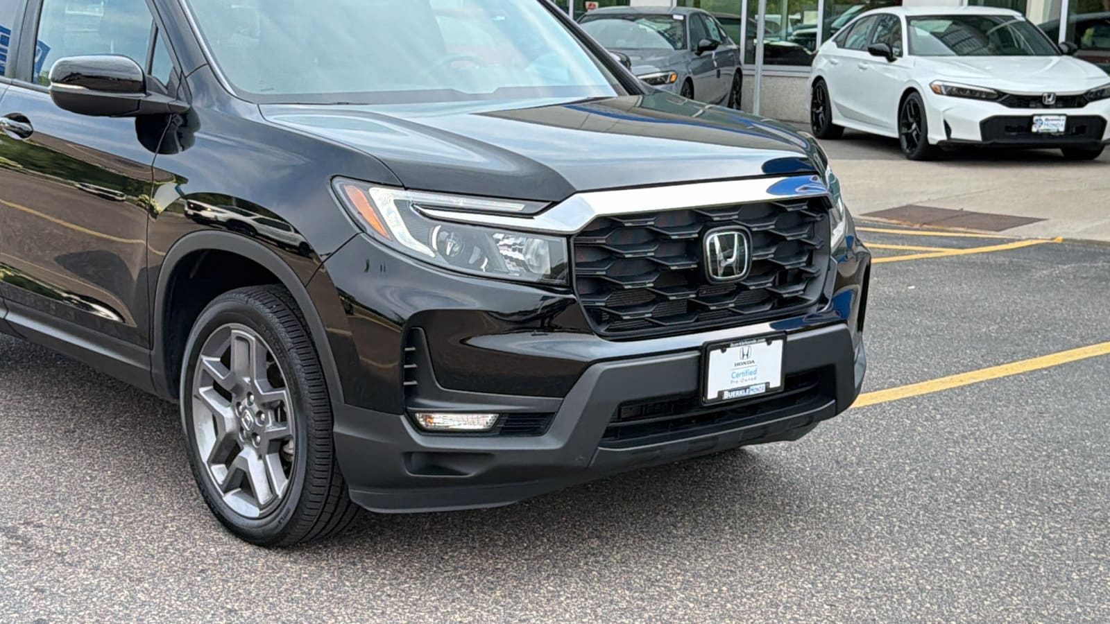 Certified 2023 Honda Passport EX-L with VIN 5FNYF8H52PB039653 for sale in Saint Paul, Minnesota