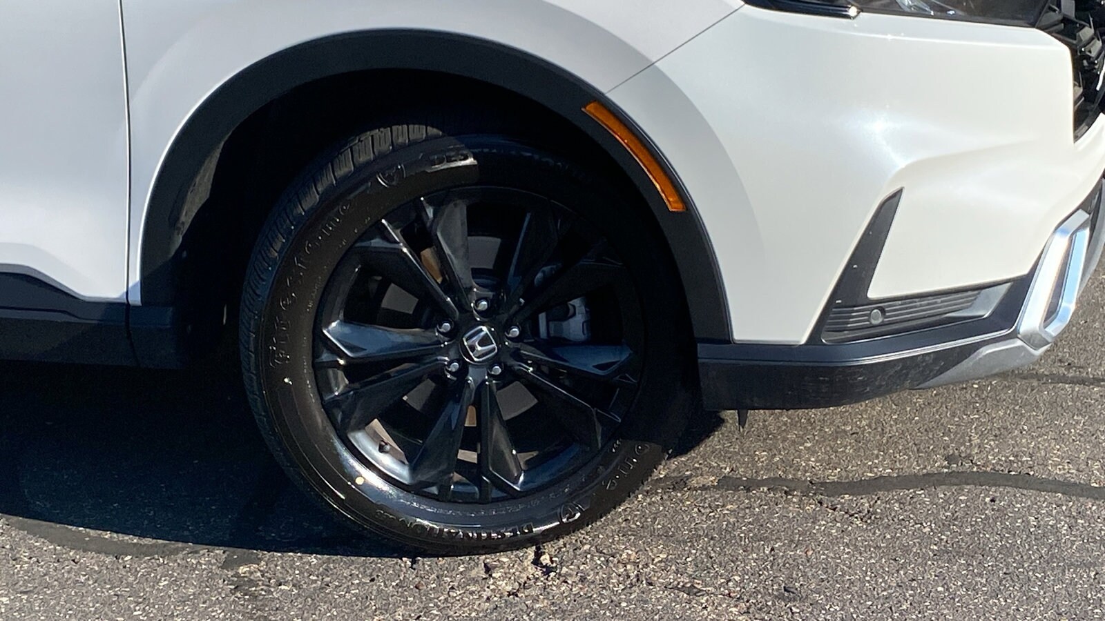 2023 Honda CR-V Hybrid Sport Touring photo 3