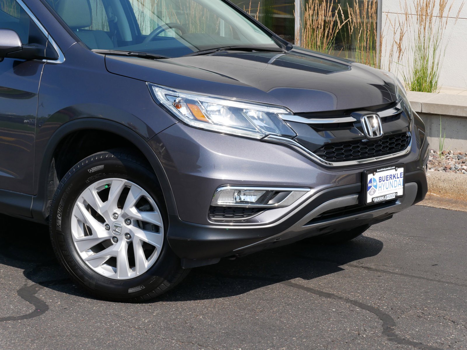 Used 2015 Honda CR-V EX with VIN 2HKRM4H50FH613847 for sale in Saint Paul, MN