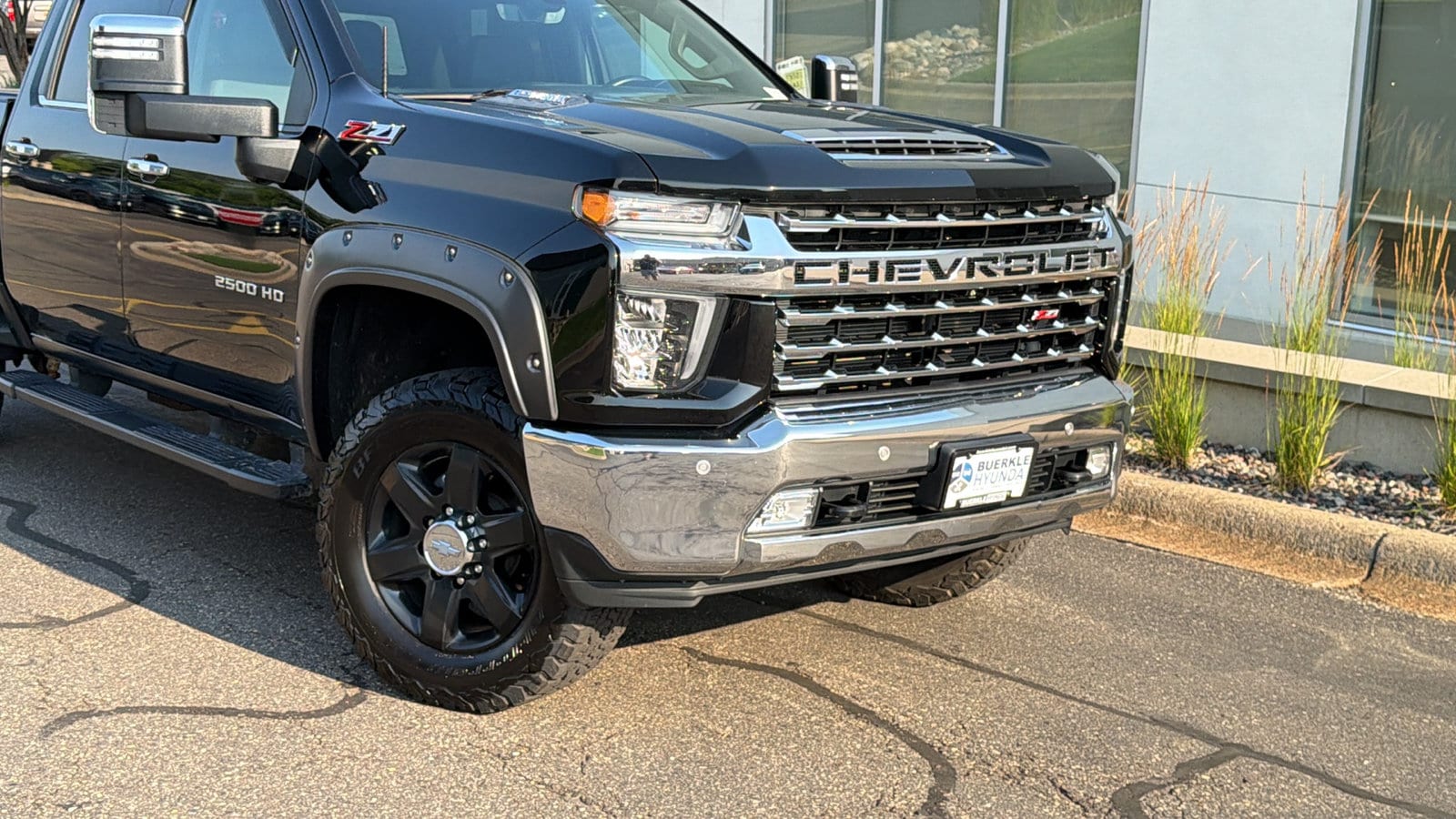 Used 2020 Chevrolet Silverado 2500HD LTZ with VIN 1GC4YPEY0LF176047 for sale in Saint Paul, Minnesota