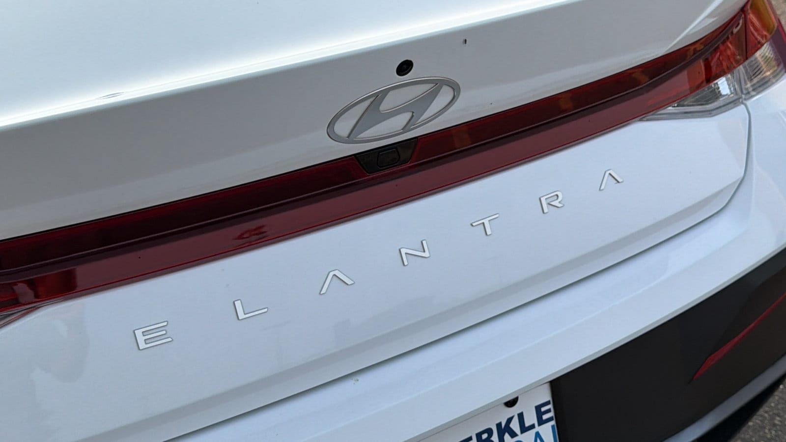 2024 Hyundai Elantra SEL - Photo 8