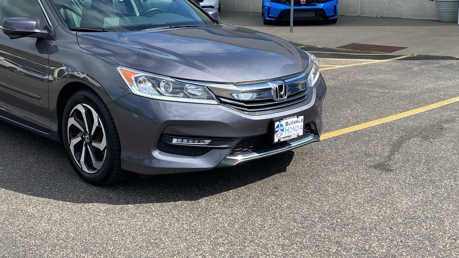 Certified 2017 Honda Accord EX-L with VIN 1HGCR2F82HA076113 for sale in Saint Paul, Minnesota
