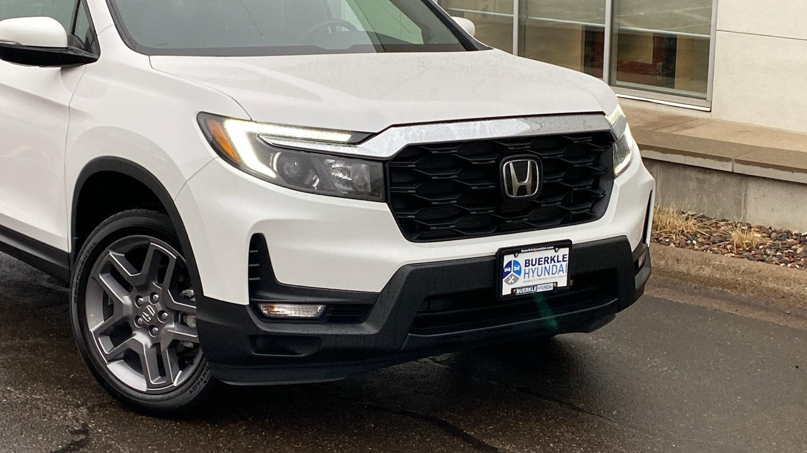 Used 2023 Honda Passport EX-L with VIN 5FNYF8H51PB030135 for sale in Saint Paul, Minnesota