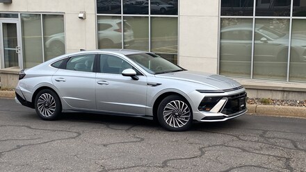 2024 Hyundai Sonata Hybrid SEL Sedan