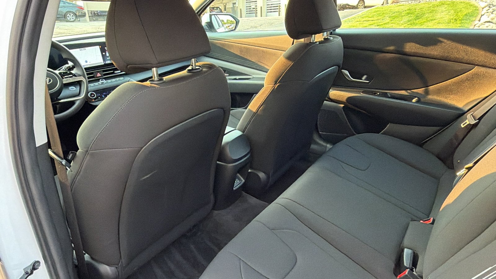 2024 Hyundai Elantra SEL - Photo 11