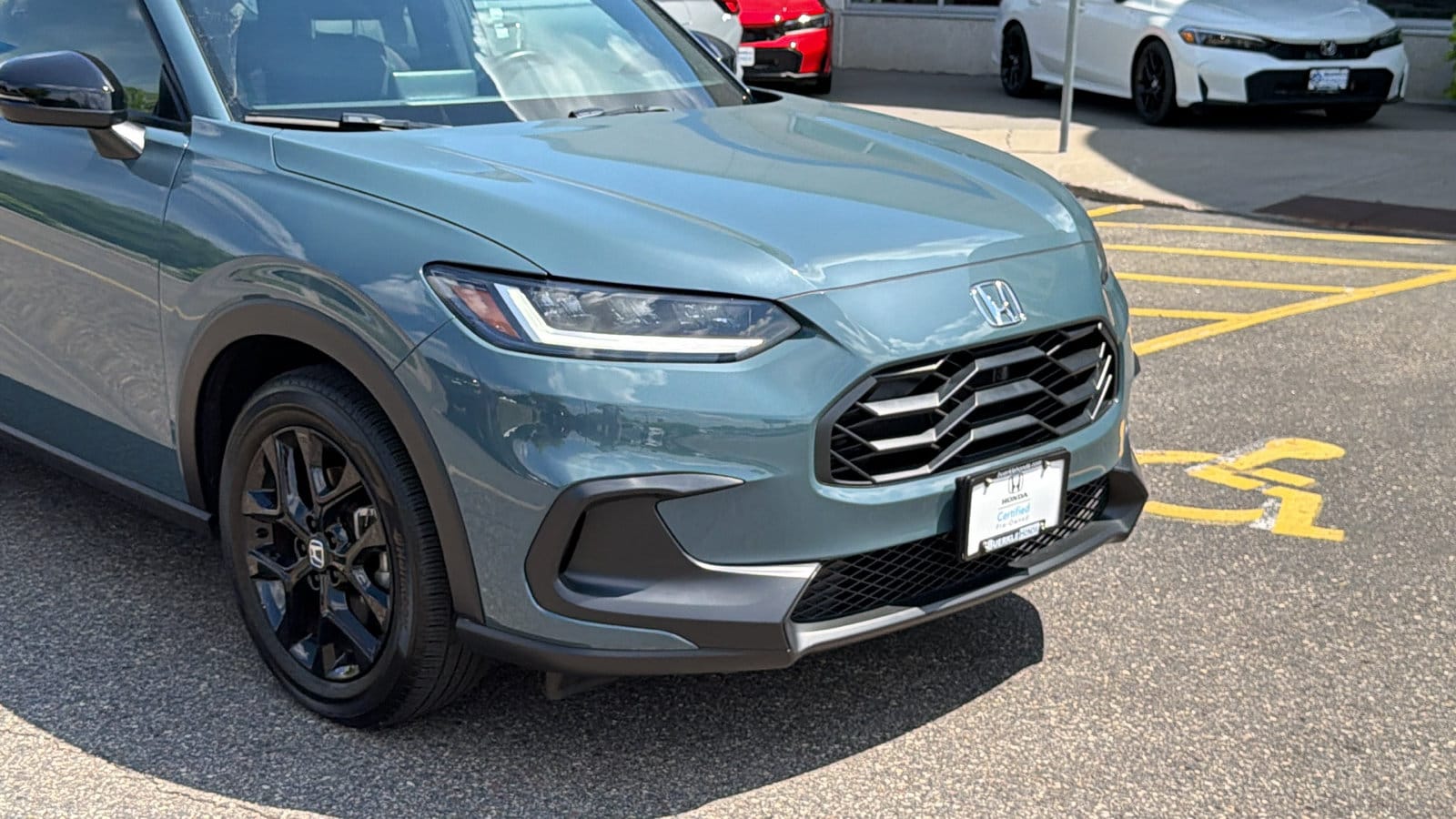2025 Honda HR-V Sport - Photo 2
