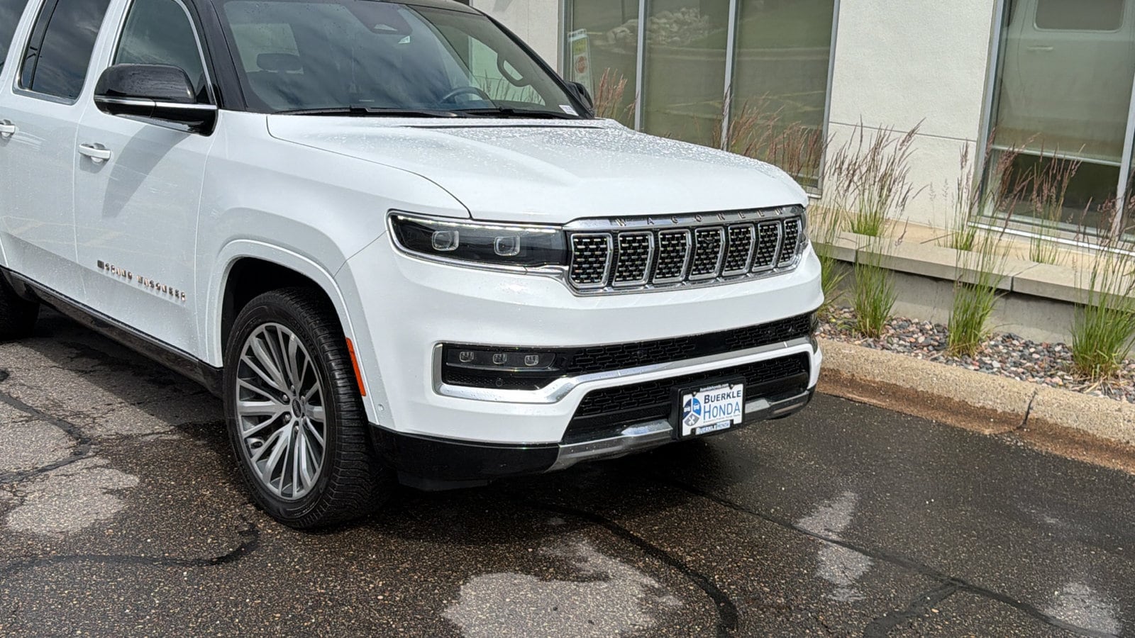 Used 2024 Jeep Grand Wagoneer L Series III with VIN 1C4SJSGP5RS184826 for sale in Saint Paul, Minnesota