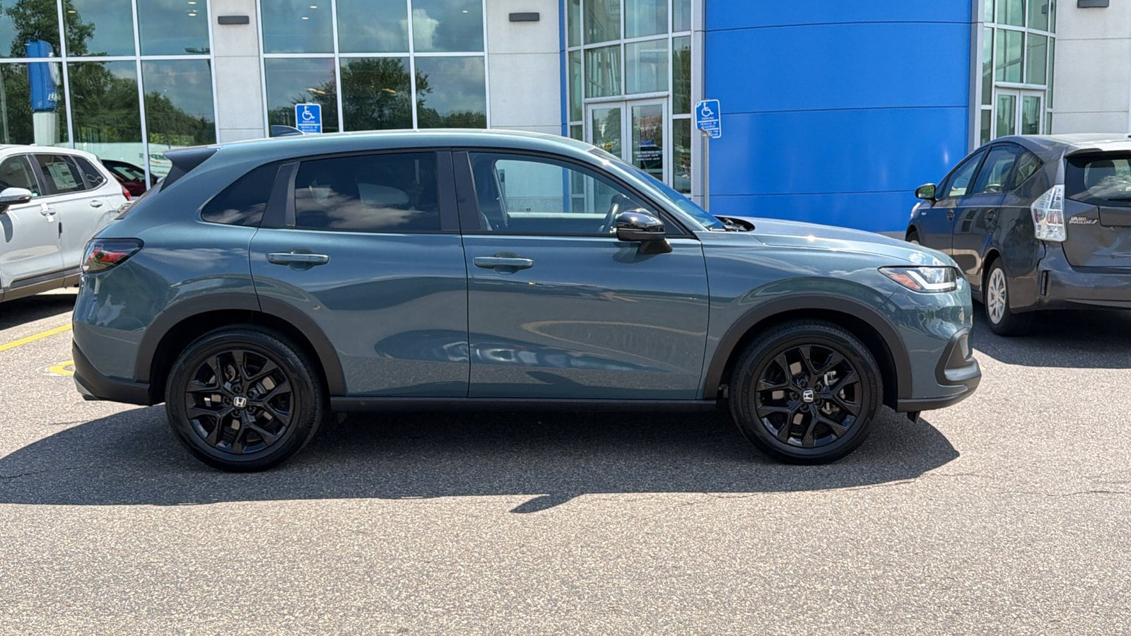 2025 Honda HR-V Sport - Photo 5