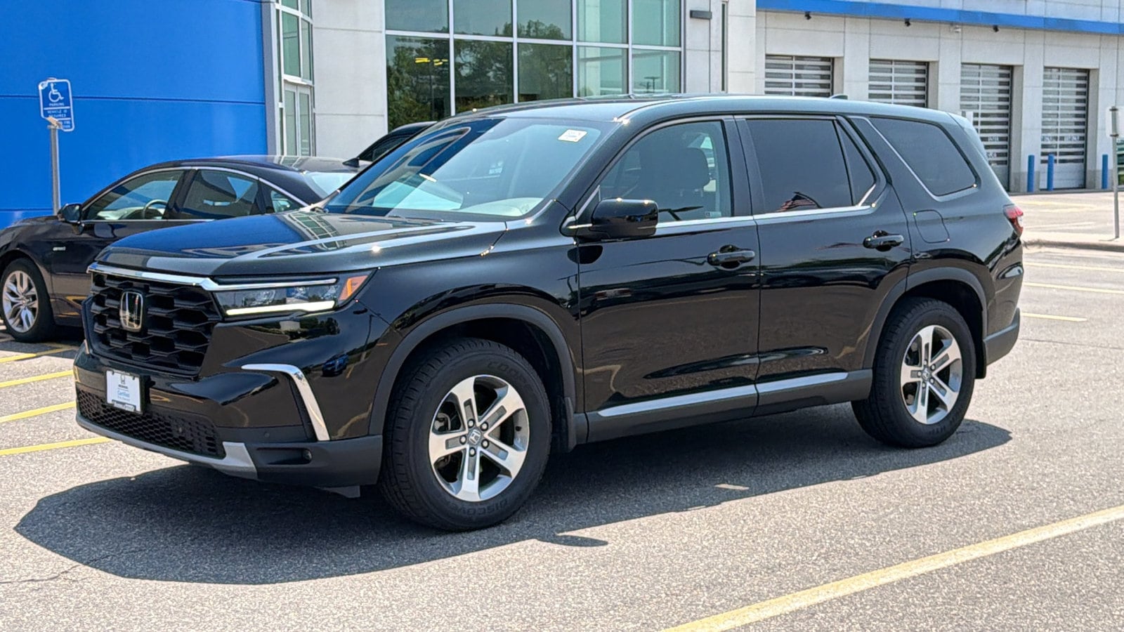 2023 Honda Pilot EX-L - Photo 1