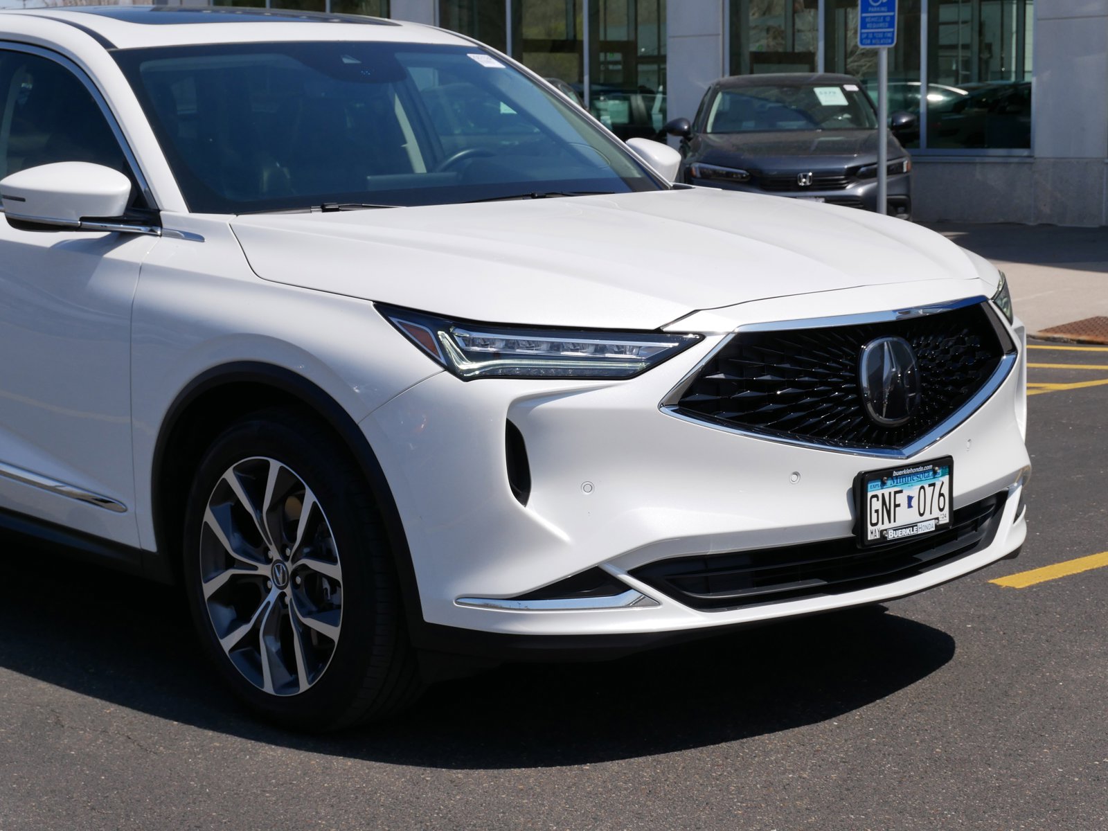 Used 2022 Acura MDX Technology Package with VIN 5J8YE1H46NL014266 for sale in Saint Paul, Minnesota
