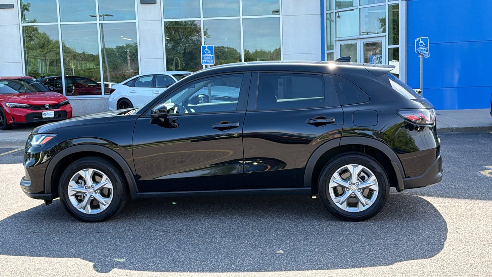 2024 Honda HR-V LX - Photo 10