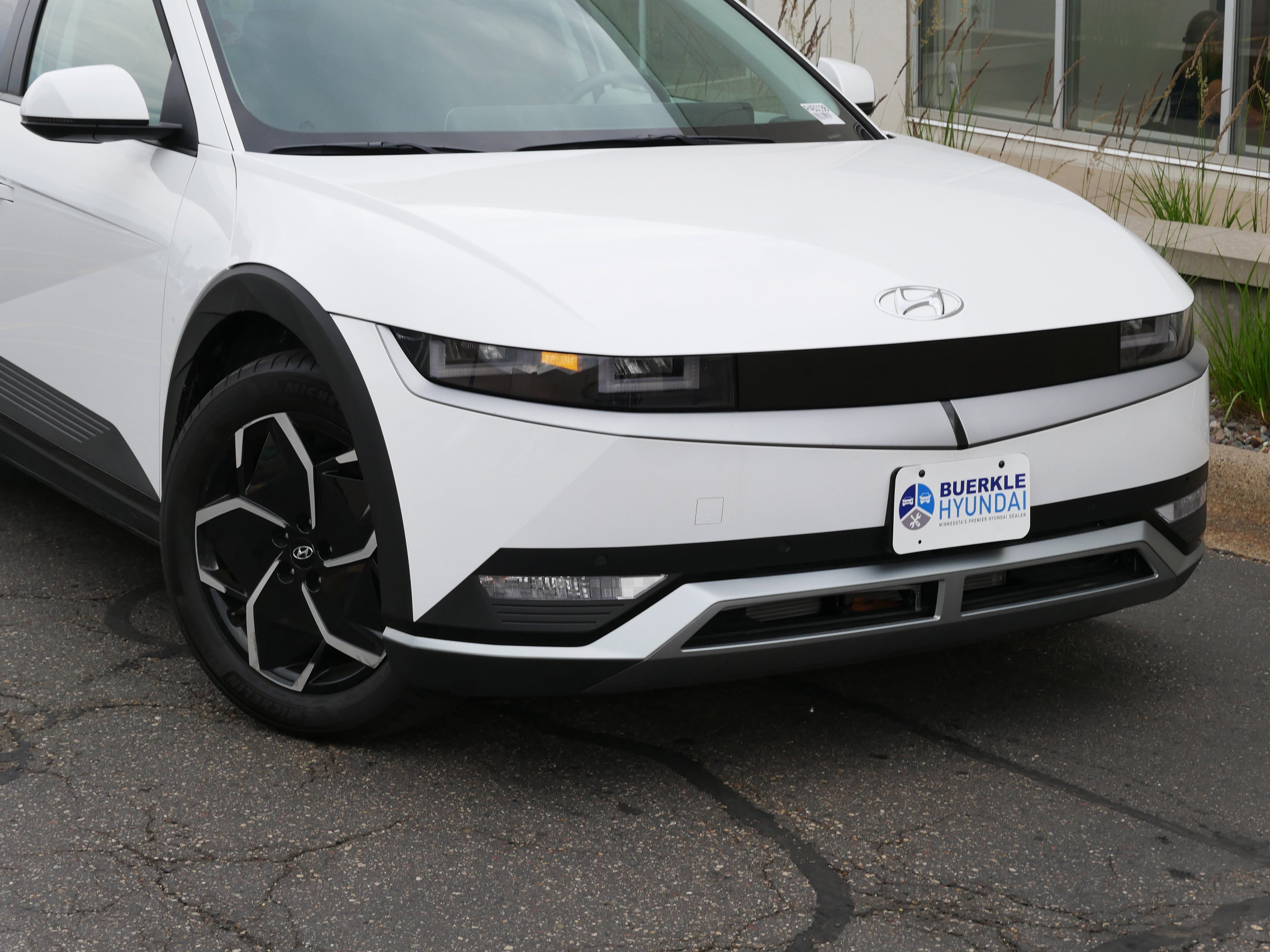 Used 2024 Hyundai IONIQ 5 SEL with VIN KM8KNDDF6RU270707 for sale in Saint Paul, Minnesota
