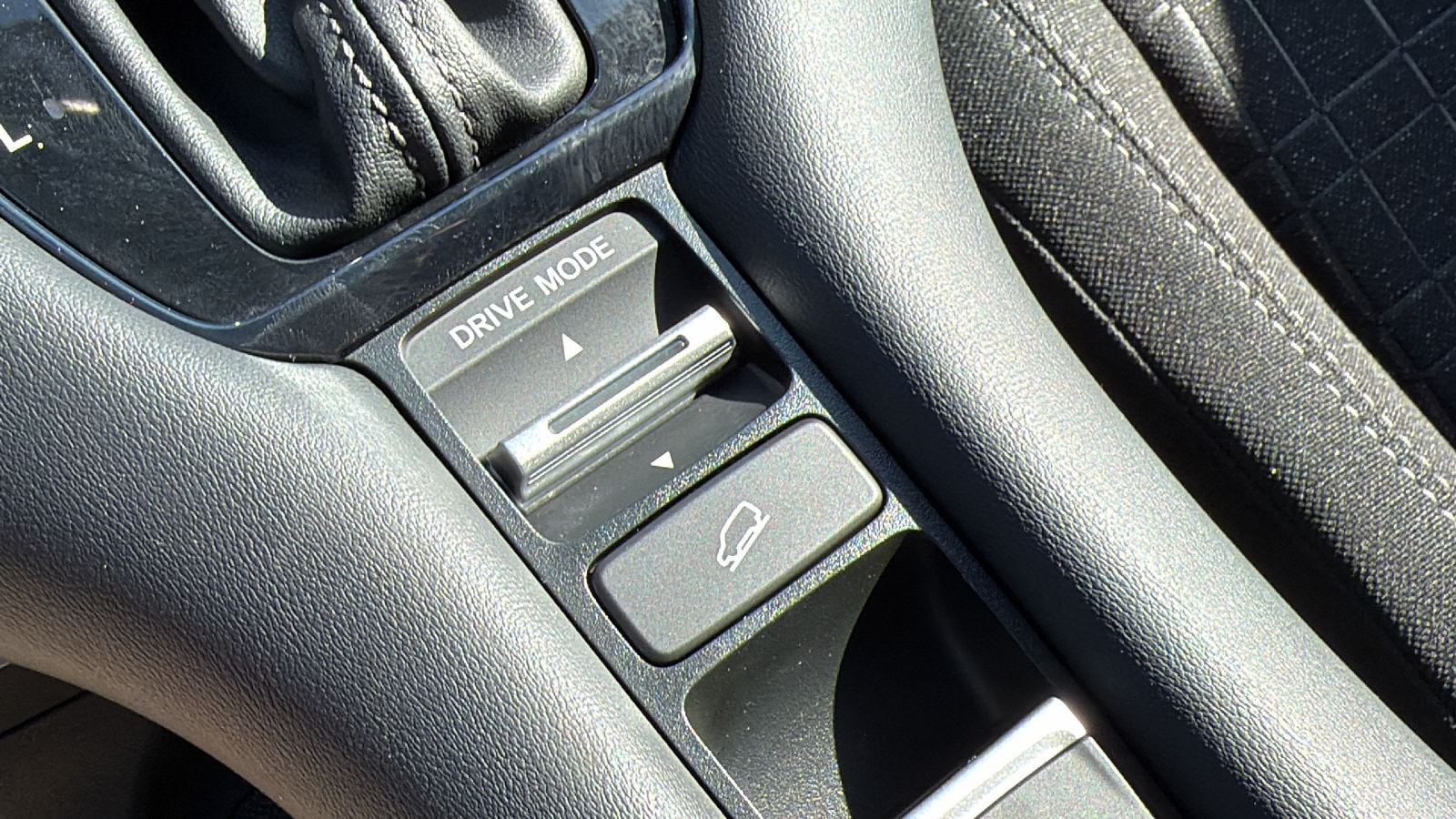 2024 Honda HR-V LX - Photo 23