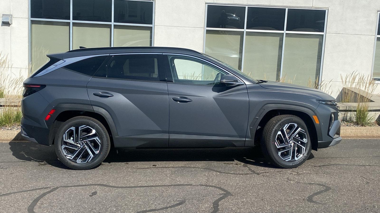 New 2026 Hyundai Tucson Limited AWD SUV