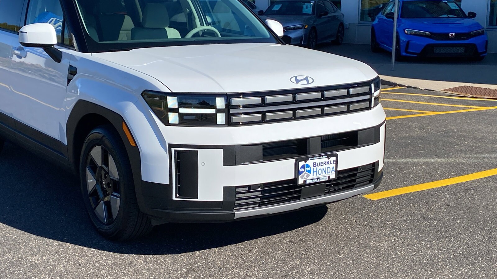 2025 Hyundai Santa Fe SEL photo 3