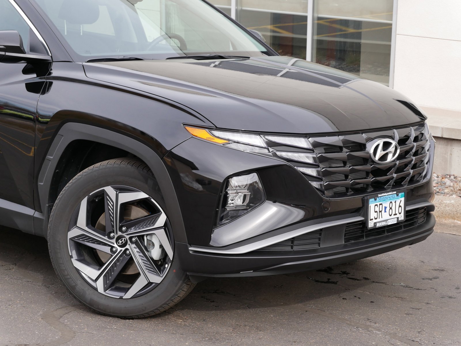Certified 2024 Hyundai Tucson SEL Convenience with VIN KM8JCCD17RU154402 for sale in Saint Paul, Minnesota