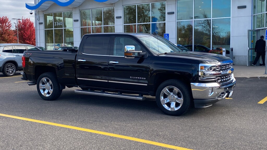 Used 2018 Chevrolet Silverado 1500 LTZ w/1LZ Truck Crew Cab